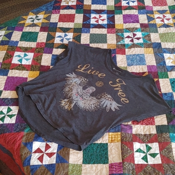 Womens T - Picture 2 of 3